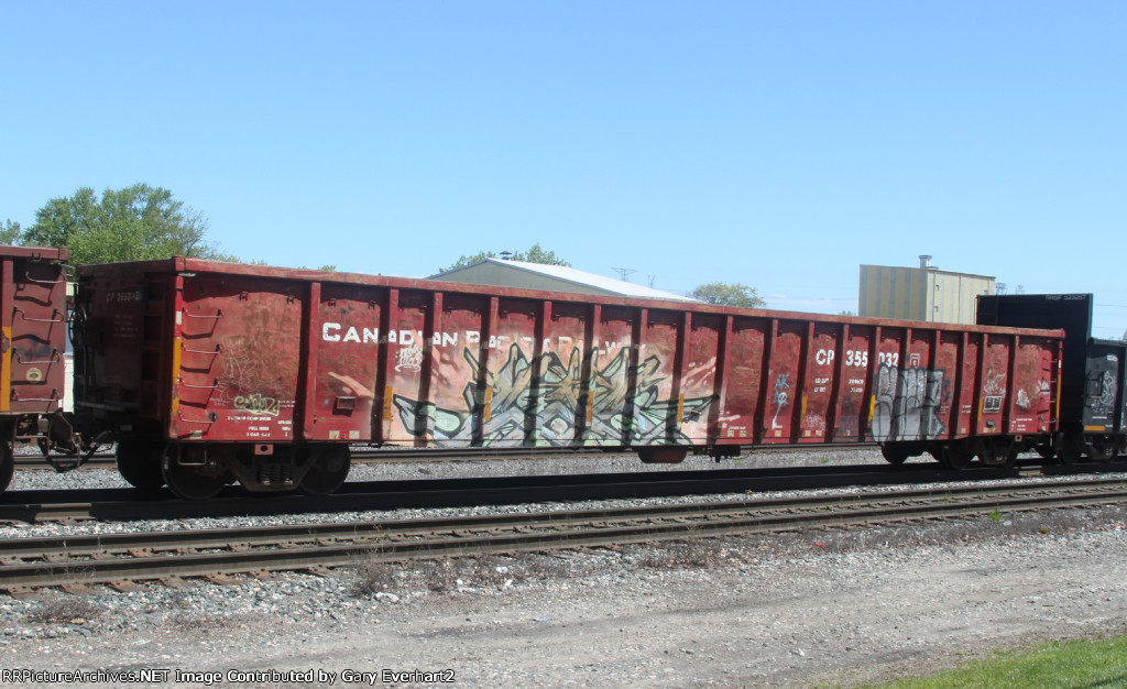 CP 355032 - Canadian Pacific